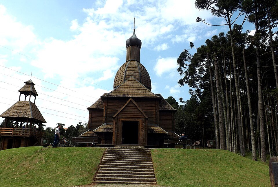 Memorial Ucraniano no Parque Tingui, em Curitiba